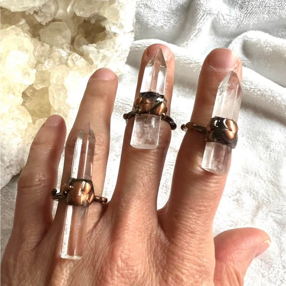 Single Point Quartz Power ⚡️ Ring. Adjustable - Picture 2 of 8